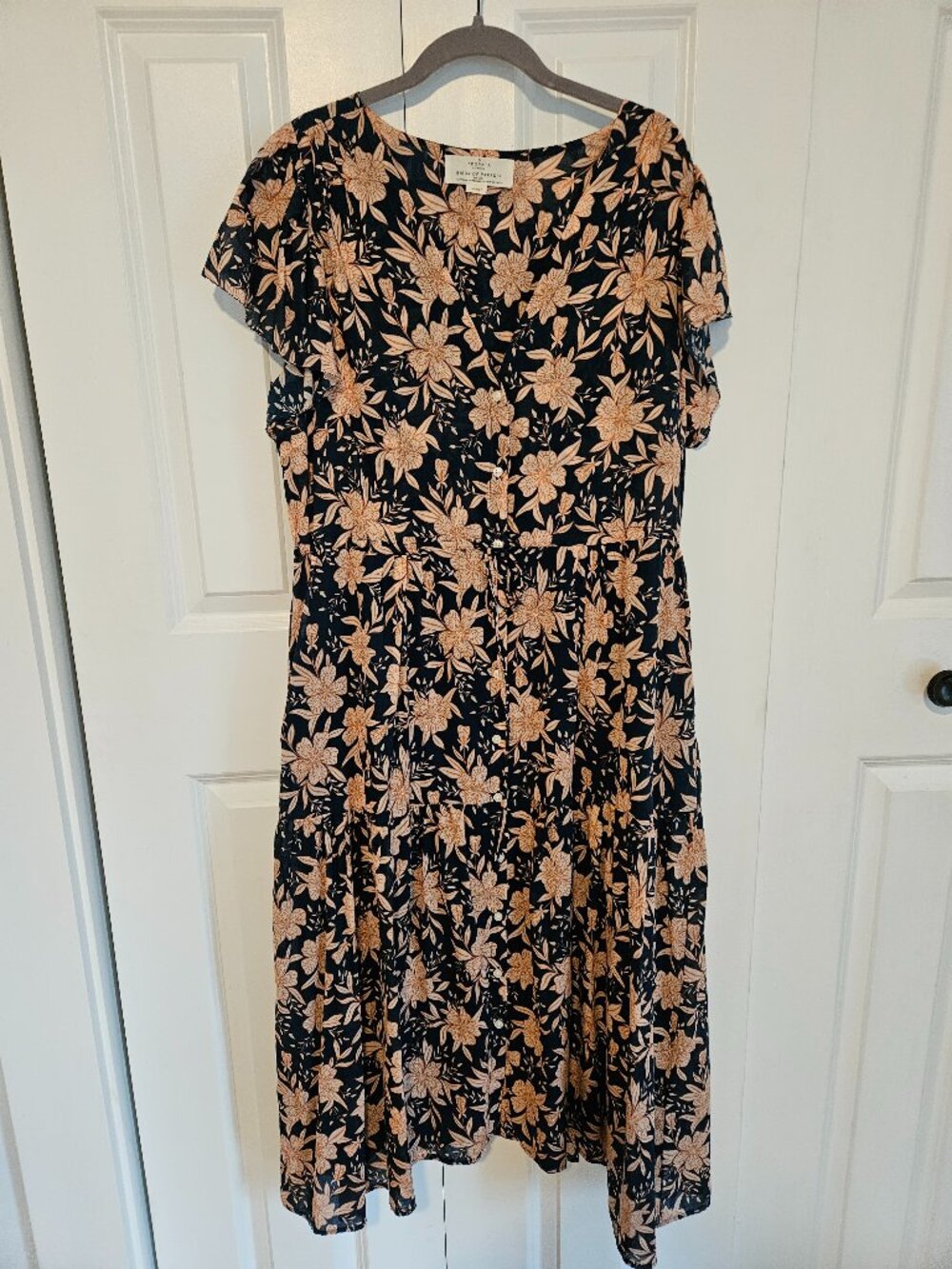 Trovata Birds of Paradis Kristi Midi Dress Navy Paloma Floral Print Size Large